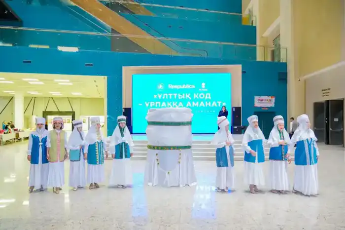 «Национальный код - наследие для поколений»: в Астане прошел этнофорум с участием почитателей казахского ремесла (5)