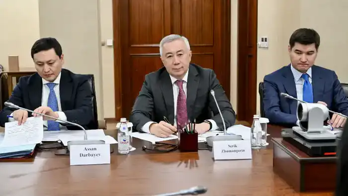 Обсуждение долгосрочного партнерства между Сериком Жумангарином и генеральным директором Азиатского банка развития: акцент на социально-экономических инициативах в Центральной и Западной Азии Павлодаре