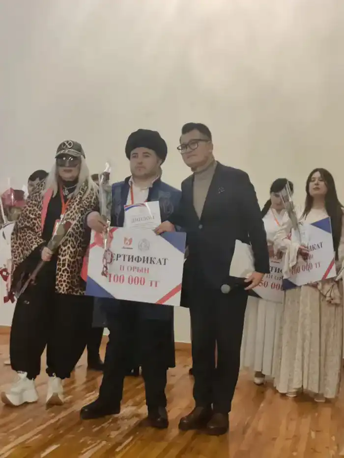 В Алматы прошел вокальный конкурс для людей с нарушением зрения (3)