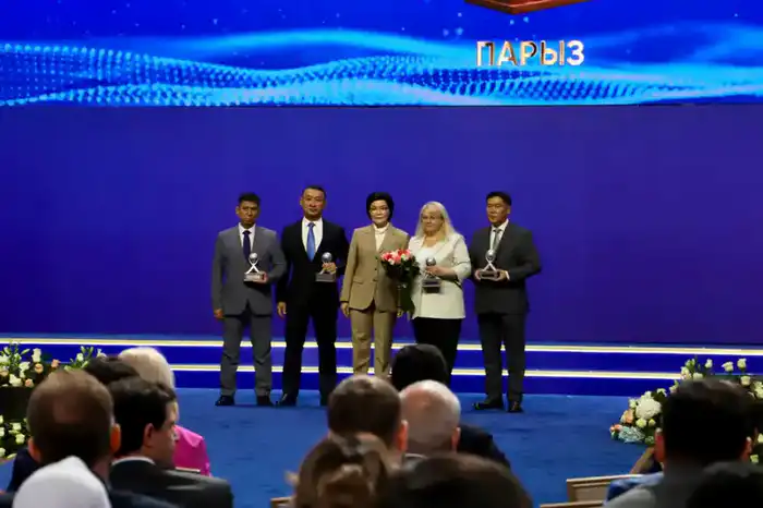 В Астане наградили победителей конкурса «Парыз» (10)