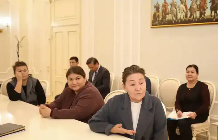 Нурдаулет Килыбай провёл личный приём жителей Актау (2)