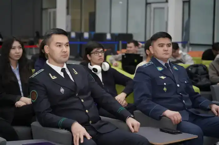 Столичным студентам рассказали, как защититься от мошенников (3)