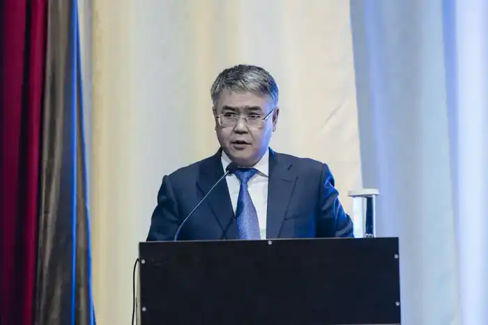 Серик Шапкенов провёл встречу с жителями Курмангазинского района по вопросам инфраструктуры и жилья Павлодаре