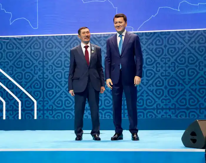 В Астане подведены итоги Года рабочих профессий (2)