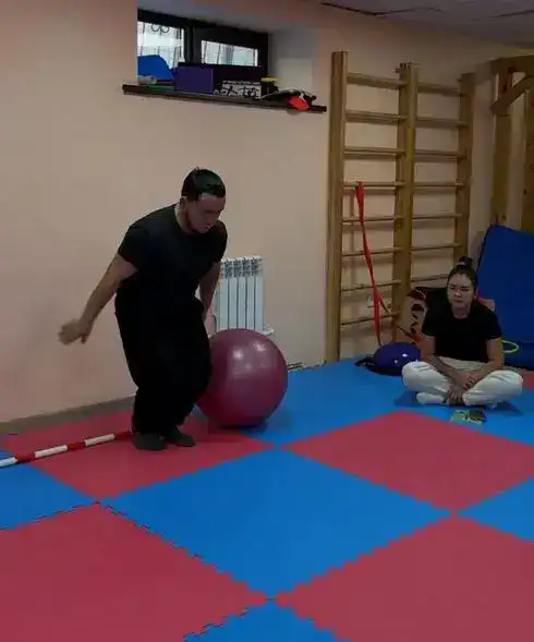 В Караганде обучают родителей детей с РАС и ЗПРР методам коррекции (8)