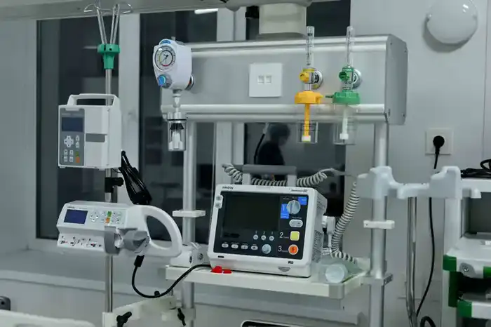 В городе Аягоз начала работу новая реанимационная служба (3)