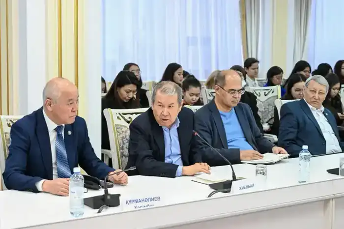 Состоялась презентация четырёхтомного собрания сочинений писателя Жумабая Шаштайулы Павлодаре