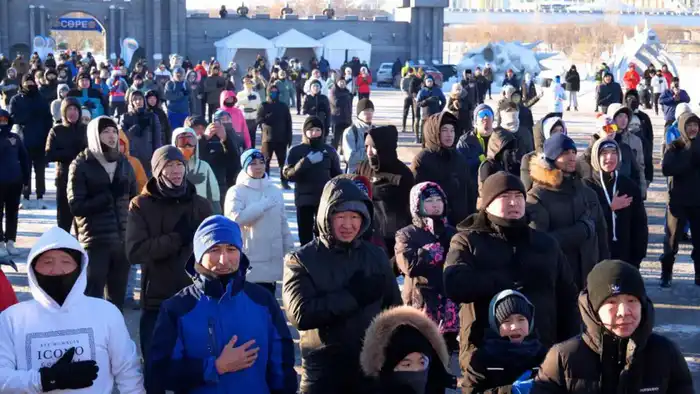 Более 700 астанчан приняли участие в новогоднем забеге (9)