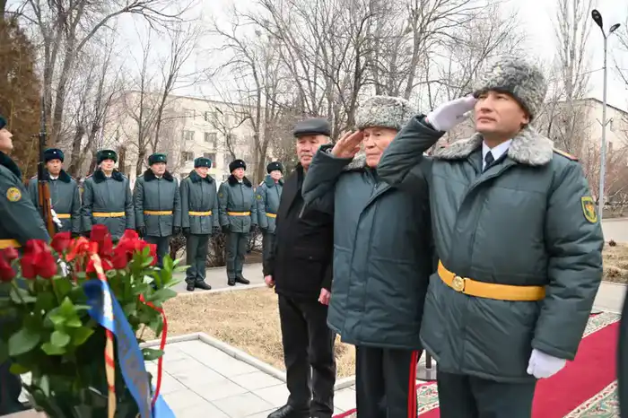 В Астане прошло мероприятие в честь 115-летия Бауыржана Момышулы с участием Министерства обороны и ветеранов Павлодаре