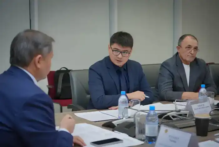 ПОДДЕРЖКА НАУКИ И ОБРАЗОВАНИЯ: ПОПЕЧИТЕЛЬСКИЙ СОВЕТ НОВОГО ЭНДАУМЕНТ-ФОНДА ПРОВЕЛ ПЕРВОЕ ЗАСЕДАНИЕ (5)