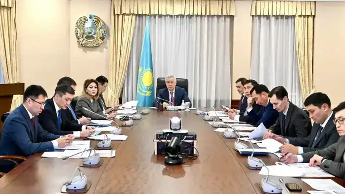 Правительство подготовит Дорожную карту по обеспечению темпов роста в обрабатывающей промышленности (4)