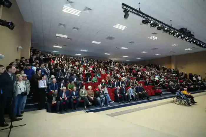 Нурдаулет Килыбай выслушал проблемы жителей города Актау (5)