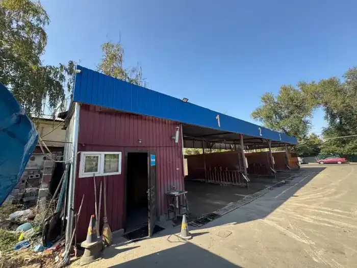 Автомойка на ул. Жумабаева под снос Павлодаре