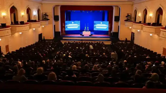 Приоритеты развития Караганды Ермаганбета Булекпаева модернизация инфраструктуры газификация поддержка бизнеса Павлодаре