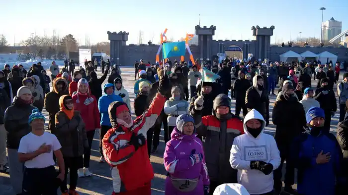 Более 700 астанчан приняли участие в новогоднем забеге (7)