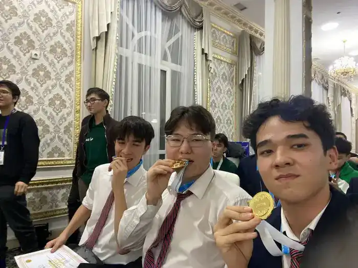 Карагандинские школьники завоевали медали всех достоинств на XVII Евразийской олимпиаде по информатике (3)
