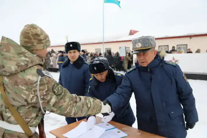 Присяга солдат ПВО в Акмолинском гарнизоне Павлодаре