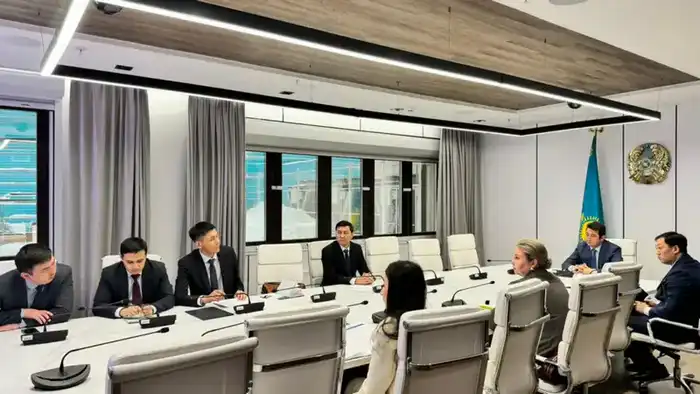 Айдарбек Сапаров провел личный прием граждан (3)