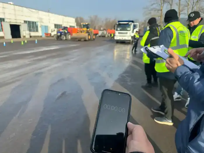 Год рабочих профессий: лучших водителя техники и механизатора определяли в Астане (3)