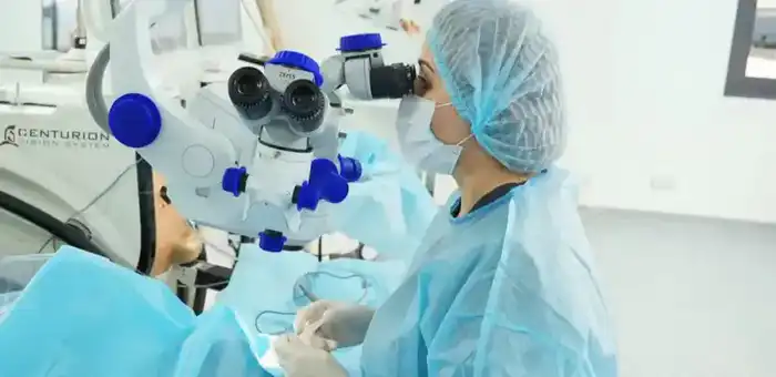 В столичных клиниках проводят операции на глаза по ОСМС (5)