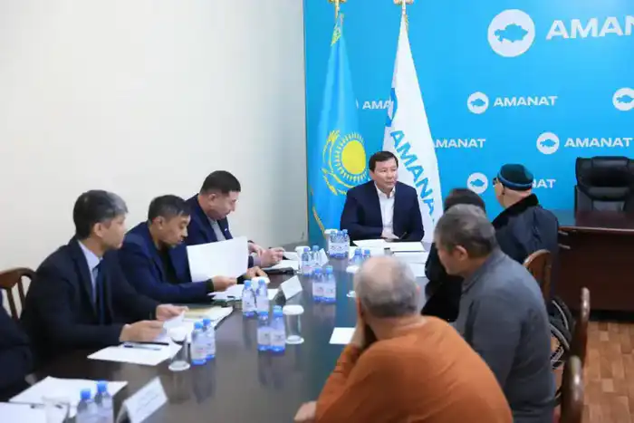 На прием к акиму области обратилось 15 актюбинцев (4)