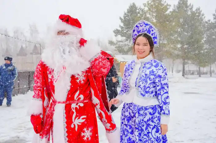 Новогодние праздничные концерты проходят во всех районах столицы (8)