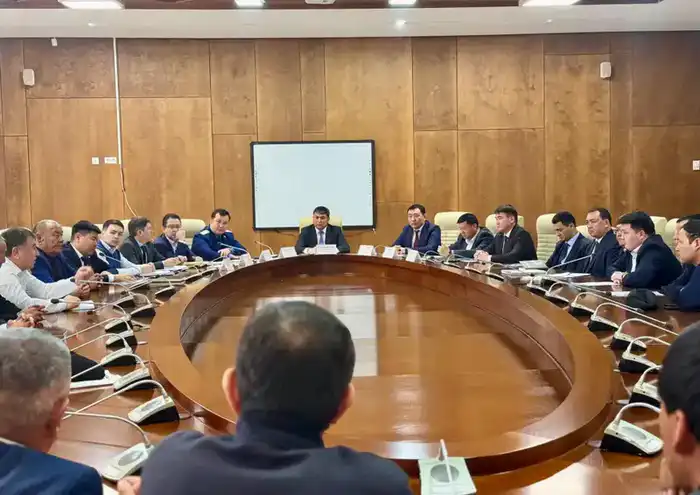 Фермеры Туркестана провели совещание для обсуждения проблем с ценами на хлопок Павлодаре