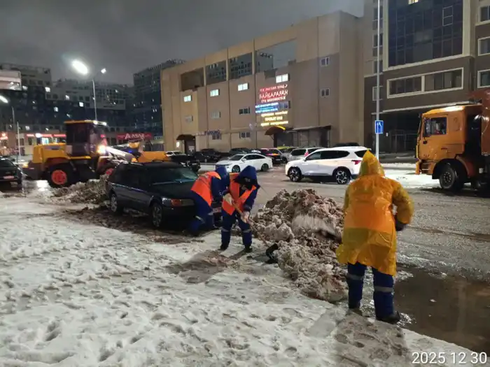 Астана активизирует коммунальные службы для борьбы с зимними осадками Павлодаре
