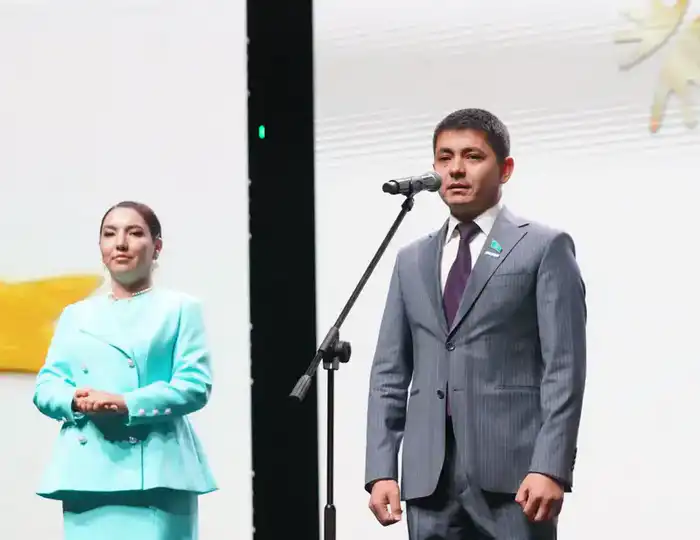 В ТУРКЕСТАНЕ СОСТОЯЛАСЬ ПРЕМЬЕРА МЮЗИКЛА «СВЕТ» НОВОГО ИНКЛЮЗИВНОГО ТЕАТРА «ДАРА ҰРПАҚ» (4)