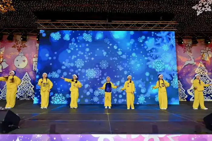 В Семее прошла новогодняя елка акима области (8)