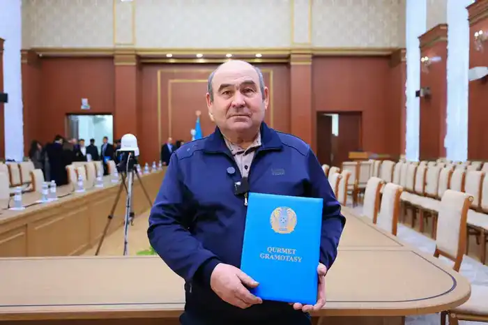 В Карагандинской области поздравили энергетиков с профессиональным праздником (9)