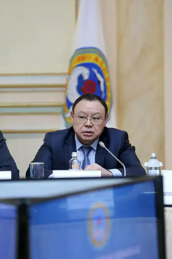 Заместитель акима Алматы Абзал Нукенов встретился с руководителями вузов (4)