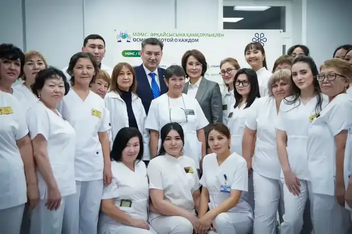 Министр здравоохранения и аким ВКО посетили ряд медицинских объектов (7)
