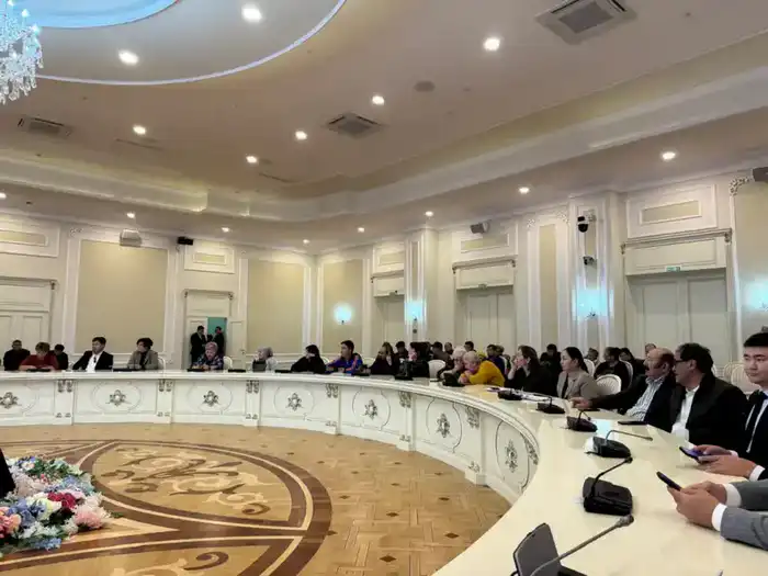 В Актау обсудили курс на безопасное плавание в океане жилищного законодательства Павлодаре