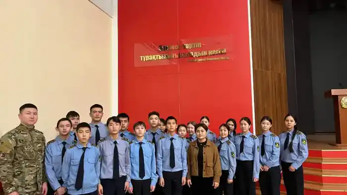 Школьники Нуры: путь к званию полицейского начинается здесь! Павлодаре