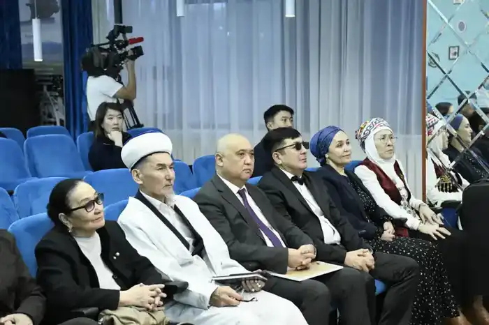 «Өмір – ғайып»: состоялась презентация книги, посвященной актуальной проблеме общества (3)