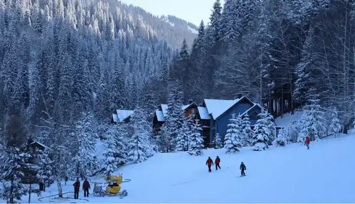 Новый бренд Алматинской области: самый большой каток в Казахстане принимает туристов (2)