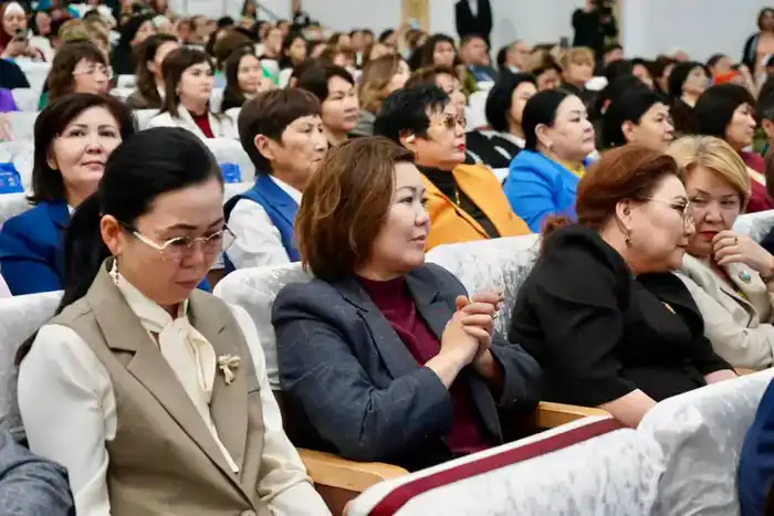 Экономические возможности и лидерство сельских женщин на форуме в Акколе Павлодаре