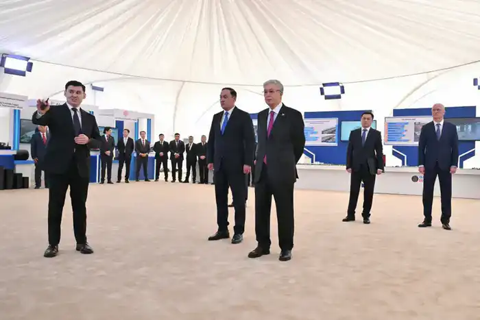 Посещение президента малой индустриальной зоны Тараз агропромышленный комплекс проекты заводы Павлодаре