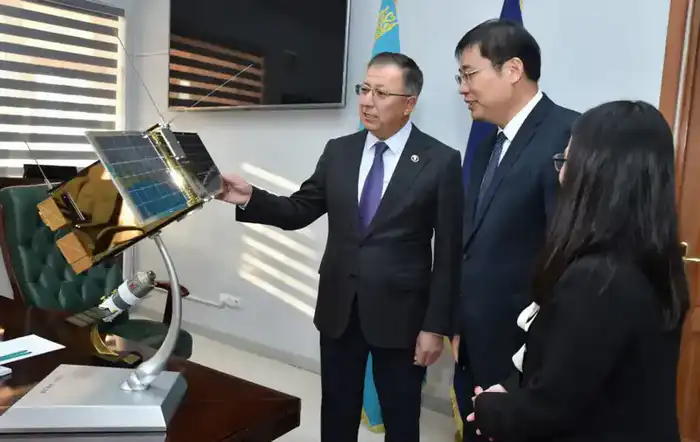 Успешный запуск совместного наноспутника Казахстана и Китая открывает новые горизонты в космических исследованиях Павлодаре