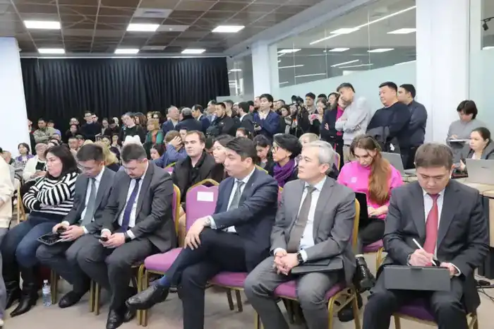 Ректор КазГАСА Бахтияр Сабденалиев выступил в поддержку полицентричного развития Алматы в новом Генплане до 2040 года Павлодаре