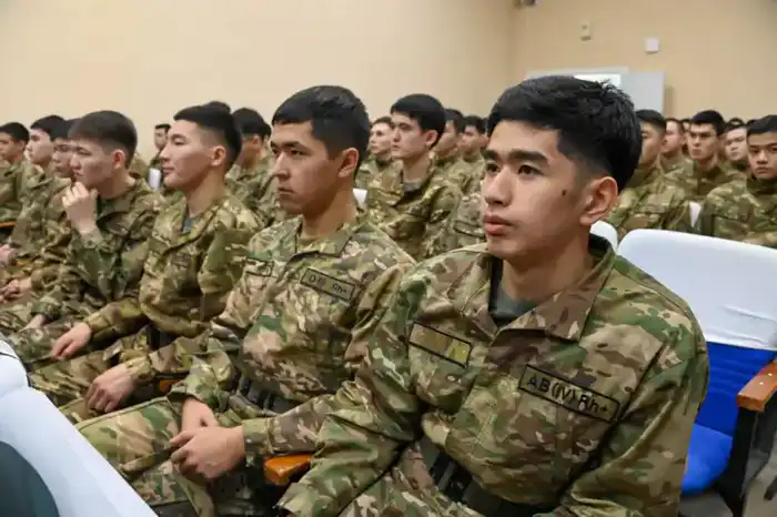 В Астане прошла военно-патриотическая акция к 80-летию Халық қаһарманы Мухтара Алтынбаева (4)