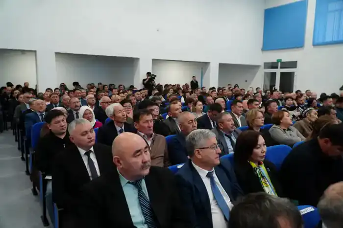 Аким Акмолинской области Марат Ахметжанов встретился с жителями Ерейментауского района (3)