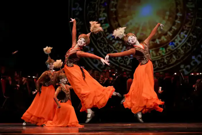 итоги 2025 года Астана Балет достижения премьера Carmina Burana Павлодаре