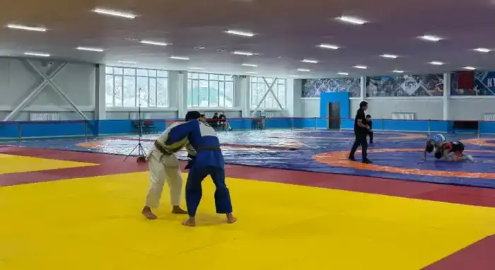 В отдаленном селе Лепсы области Жетісу открыли спорткомплекс с общежитием (2)