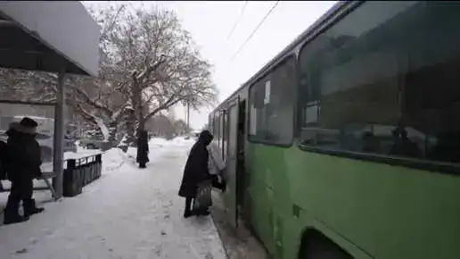 Аким ВКО проверил очистку улиц Усть-Каменогорска от снега и работу транспорта (5)