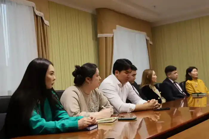 Обсуждение формирования этичной и безопасной рабочей среды в рамках семинара Министерства культуры и информации РК Павлодаре