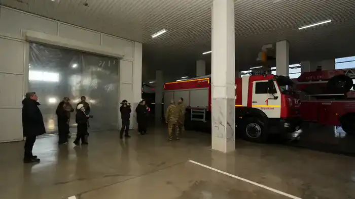 Глава МЧС ознакомился с модернизацией пожарной части в Шымкенте (10)