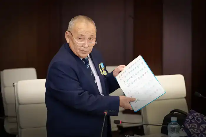 Министр просвещения РК обсуждает международные стандарты образования и качество учебных материалов Павлодаре