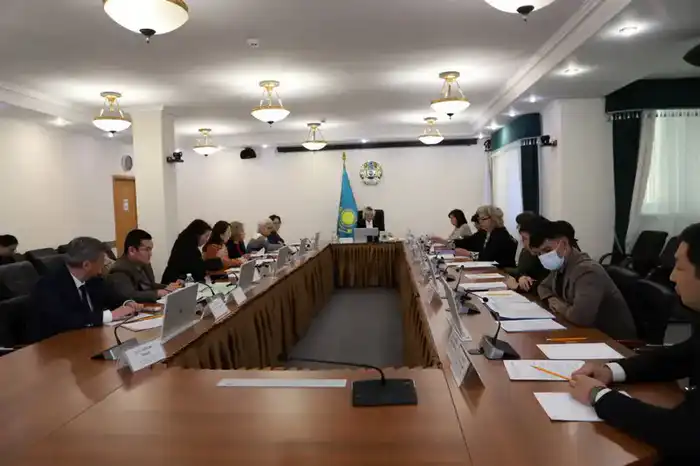 Вопросы обеспечения лиц с инвалидностью ортопедической обувью обсудили в Минтруда (6)